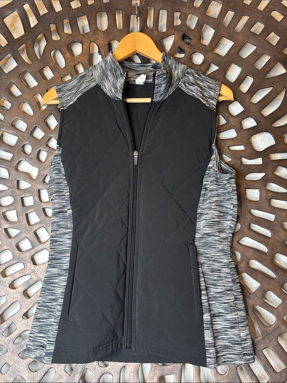 🖤 Soybu Quilted Vest Women’s Medium Black Gray Lightweight Yoga Activewear 🖤